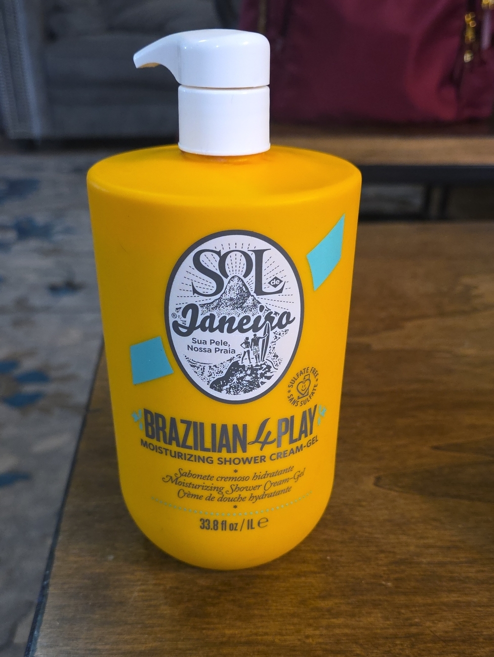 Sol de Janeiro Bright Yellow Brazilian 4 Play Moisturizing Shower Cream-Gel